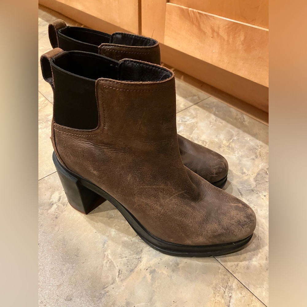 Sorel Brown Ankle Booties
